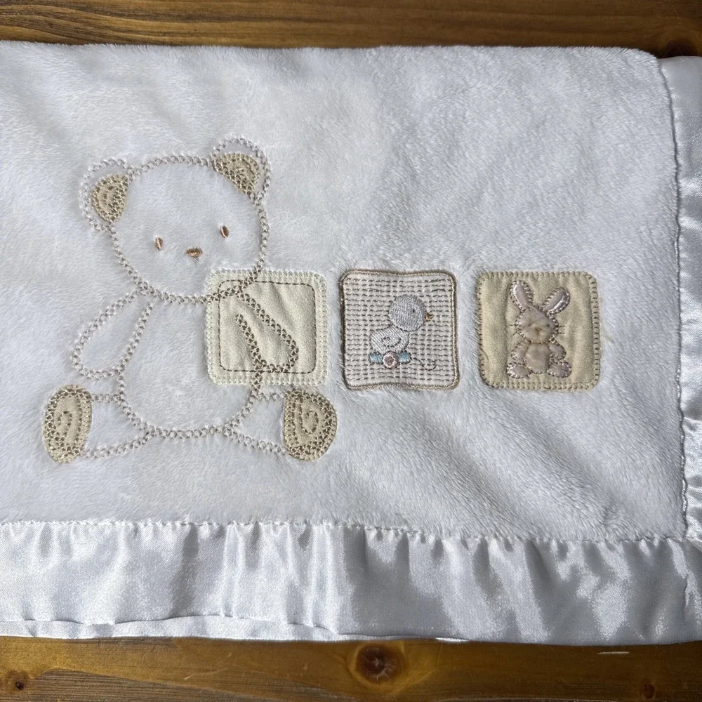 Carter's White Baby Blanket Teddy Bear Bunny Duck Blocks Satin  28x32